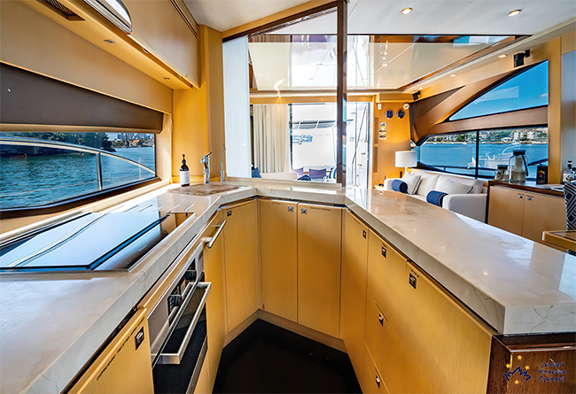 18 Standen Marine   Princess 72   Galley   